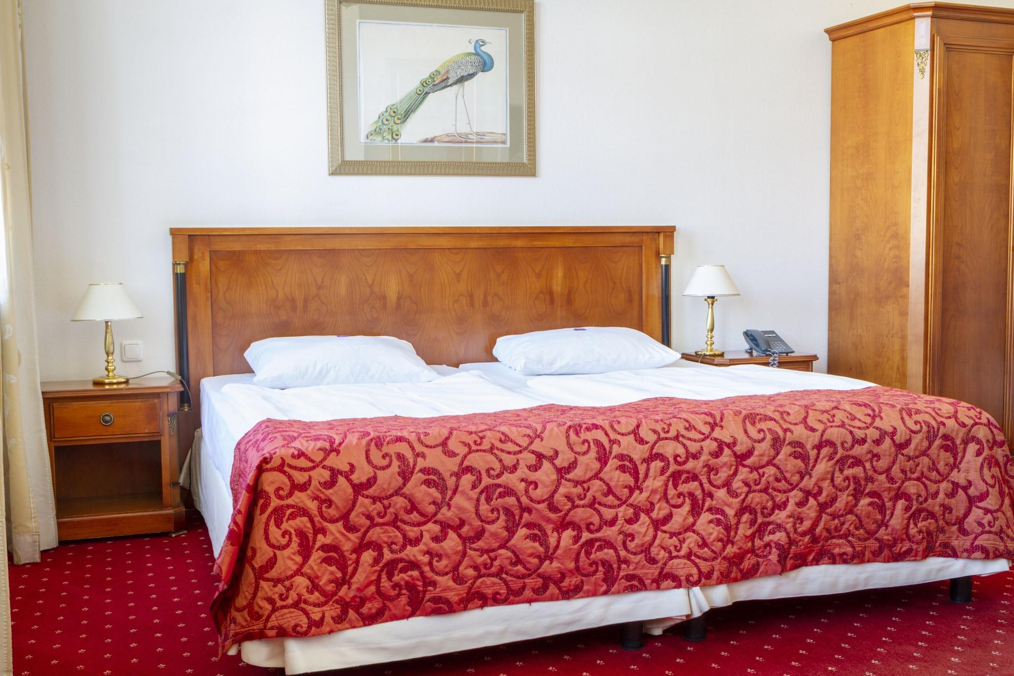 Hotel Prinzenpalais 바트 도베란 외부 사진