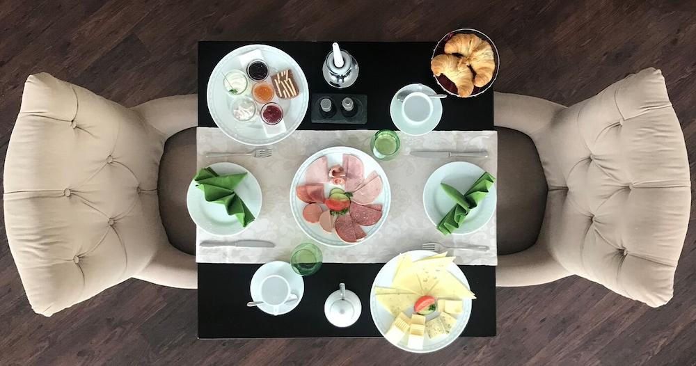 Hotel Prinzenpalais 바트 도베란 외부 사진