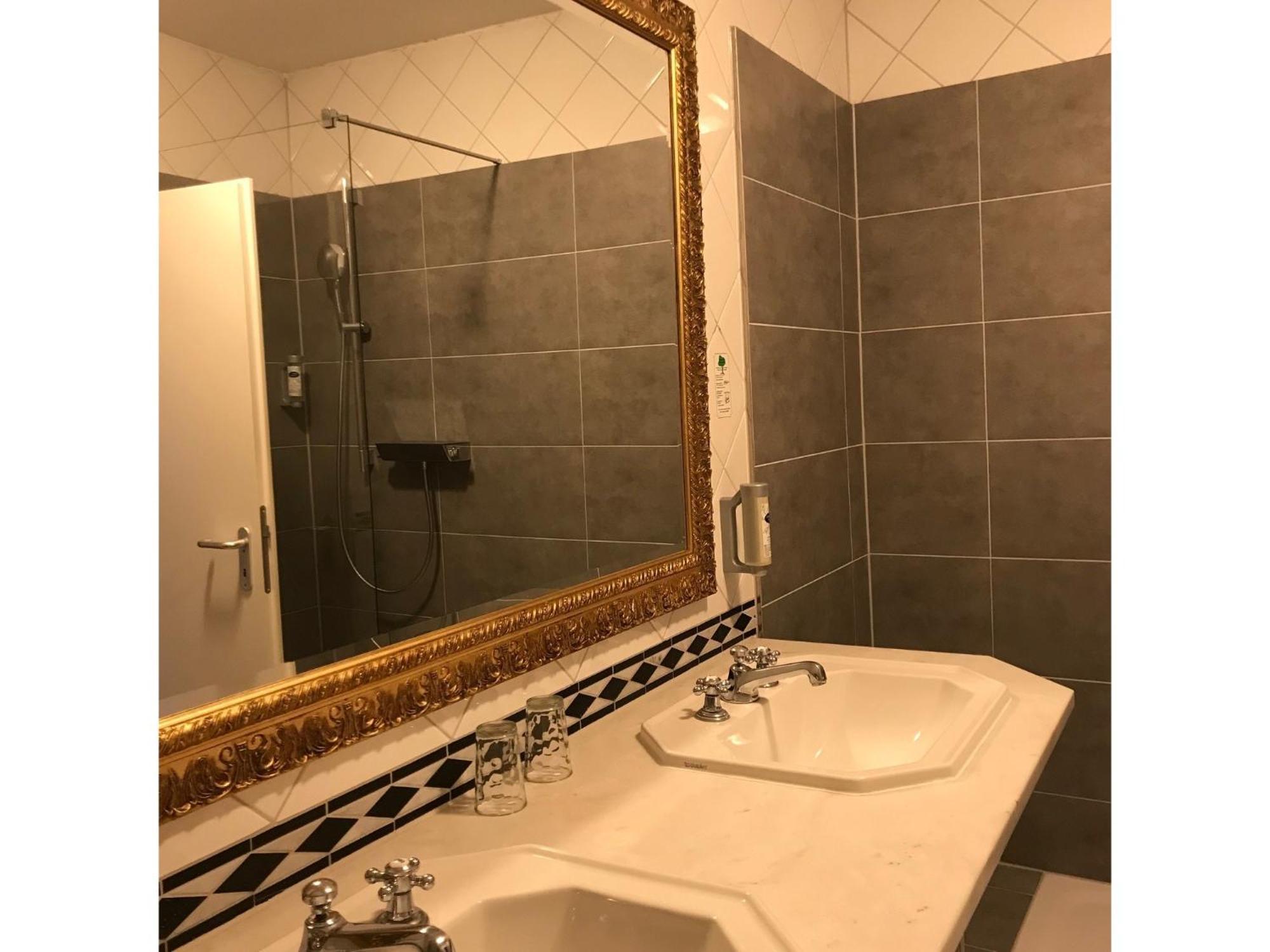 Hotel Prinzenpalais 바트 도베란 외부 사진