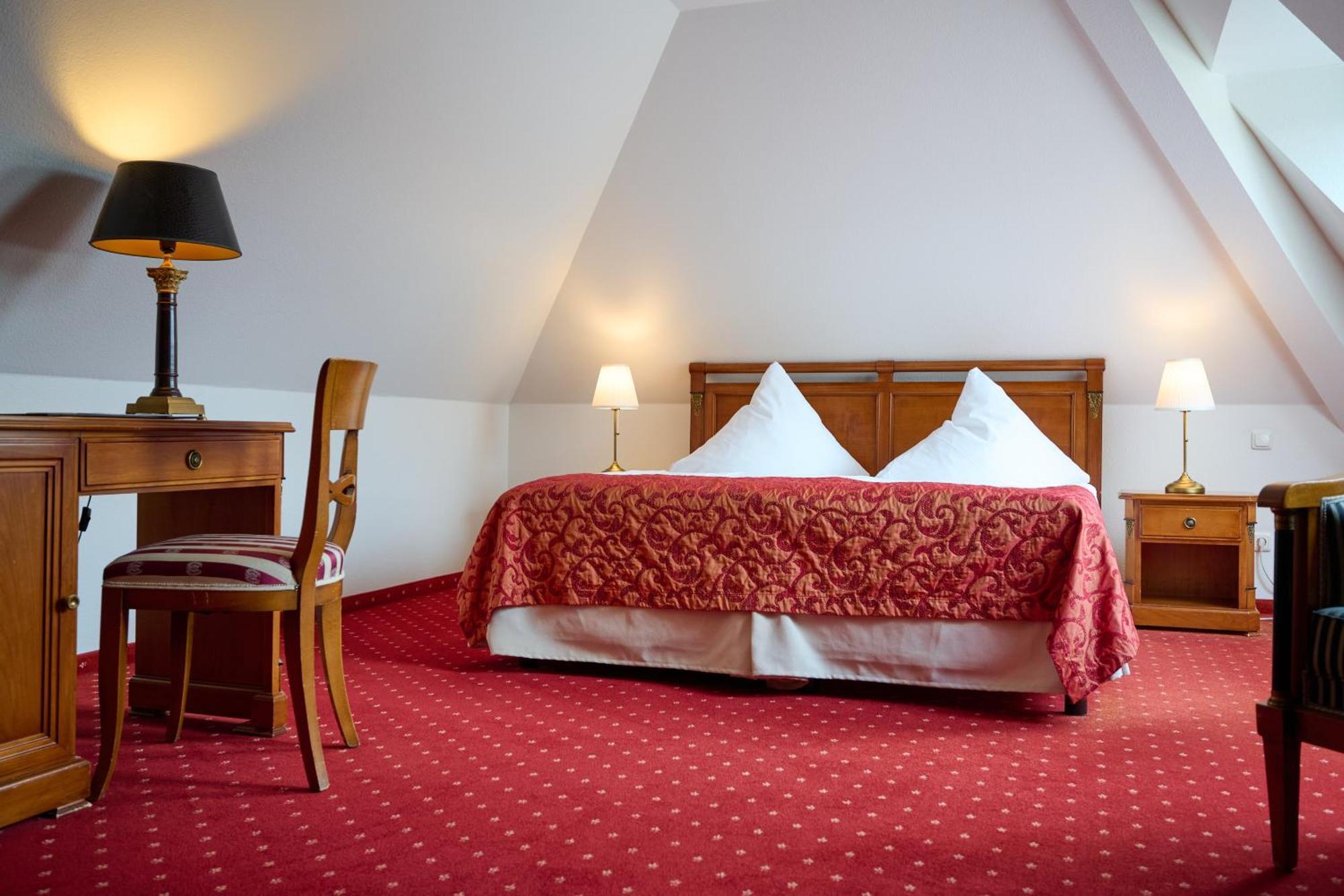 Hotel Prinzenpalais 바트 도베란 외부 사진
