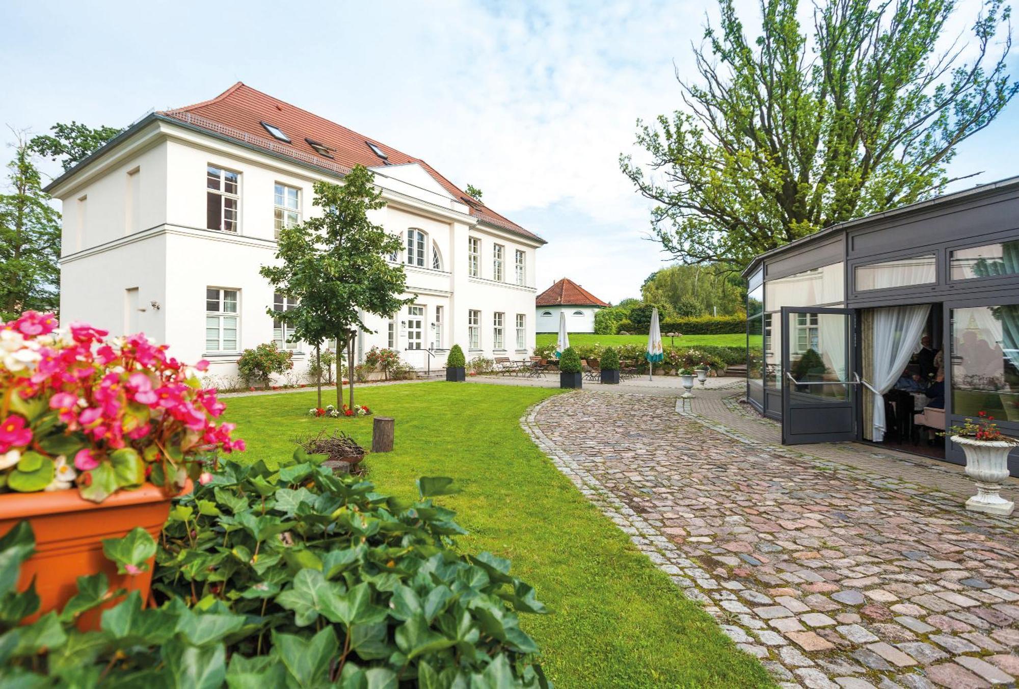 Hotel Prinzenpalais 바트 도베란 외부 사진